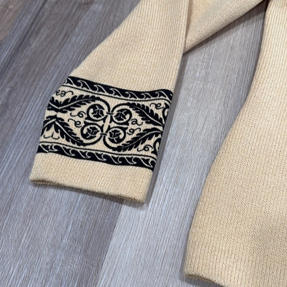 Vintage St. John Mock Neck Gold Black Lightweight Sweater Geometric Medium - Picture 3 of 8